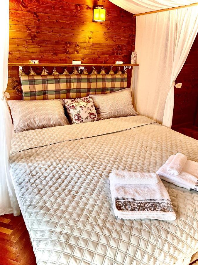 Apartament Rustic In Centrul Istoric Leilighet Braşov Eksteriør bilde
